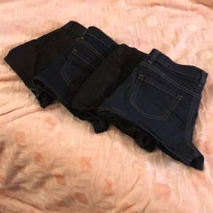 BUNDLE OF 4 Forever 21 Shorts